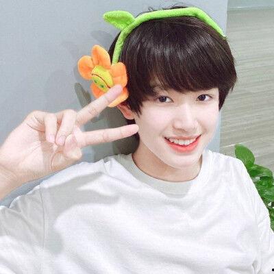 张泽禹最新爆料图片高清,魅力四溢,风采依旧 第2张 张泽禹最新爆料图片高清,魅力四溢,风采依旧 第2张